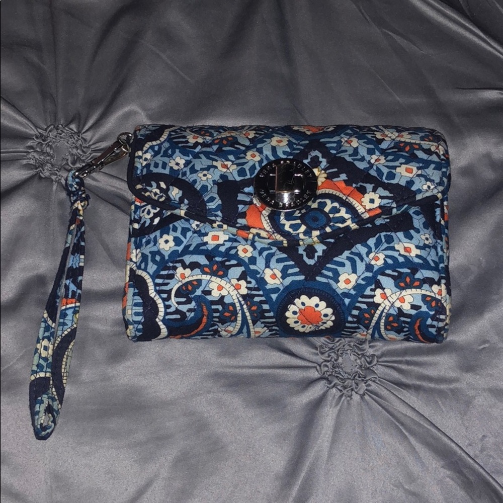WRISTLET